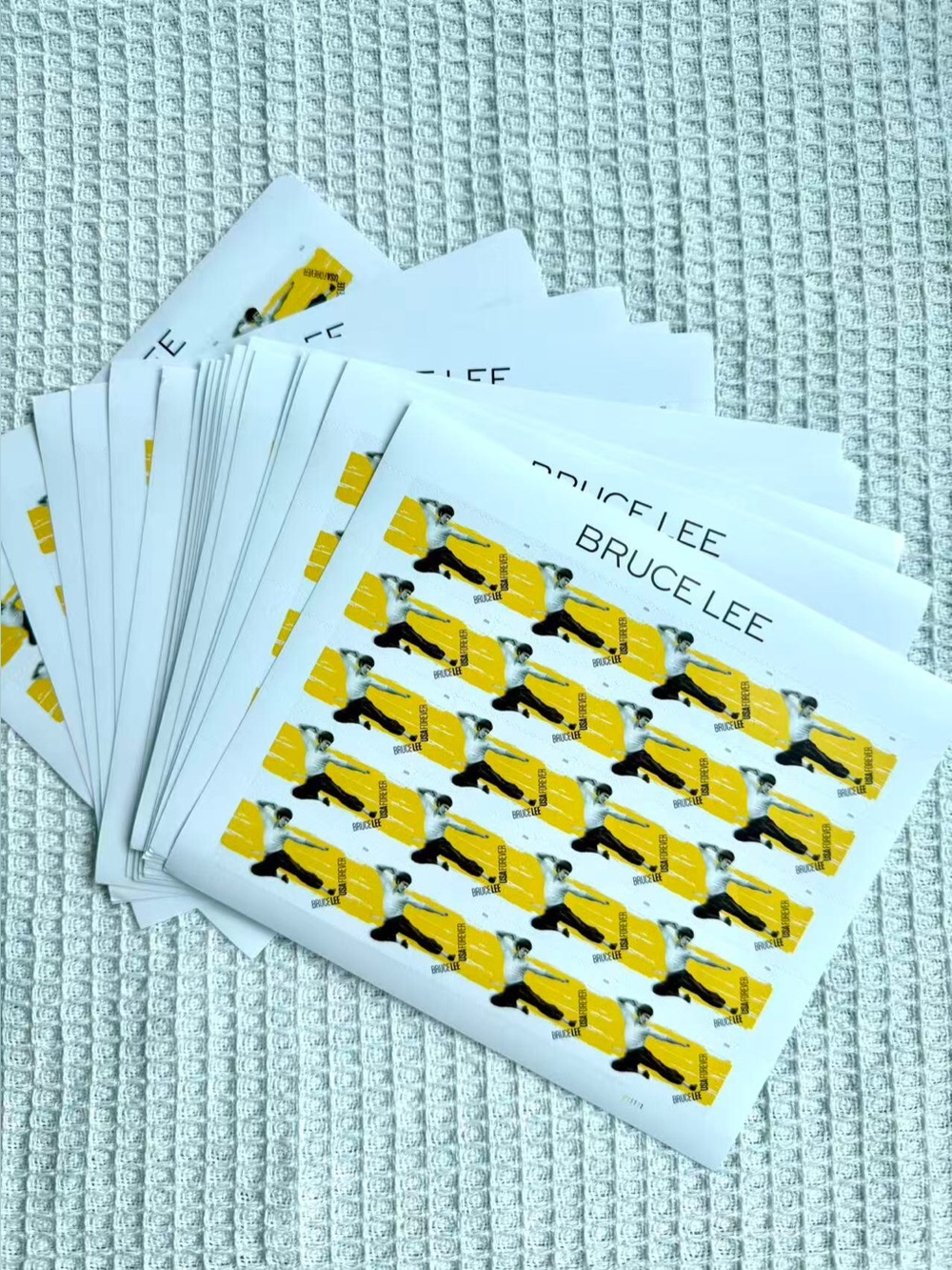 5 Yellow and Black Home Design Stamps - Picture 5 of 7